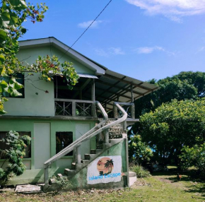 Guesthouse Island Escape